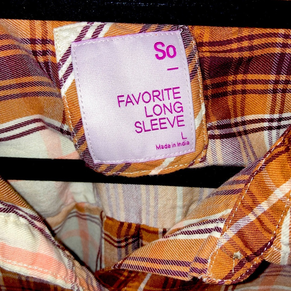 PLAID BUTTON UP - Picture 4 of 5